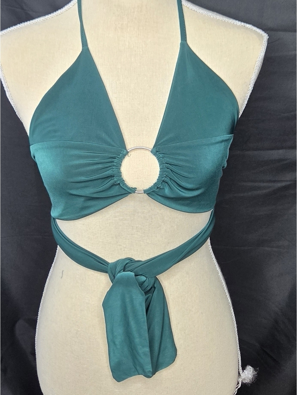 PrettyLittleThing Jasper Green Plunge Ring Bralet 8 NWT Y2k
